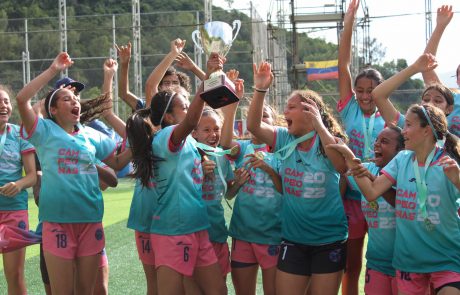 Celebración Sub-15 Campeonas